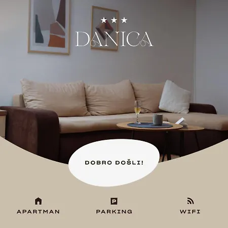 Danica 公寓 *