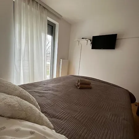 Danica Apartamento *