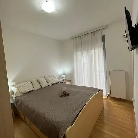 Danica Apartman *